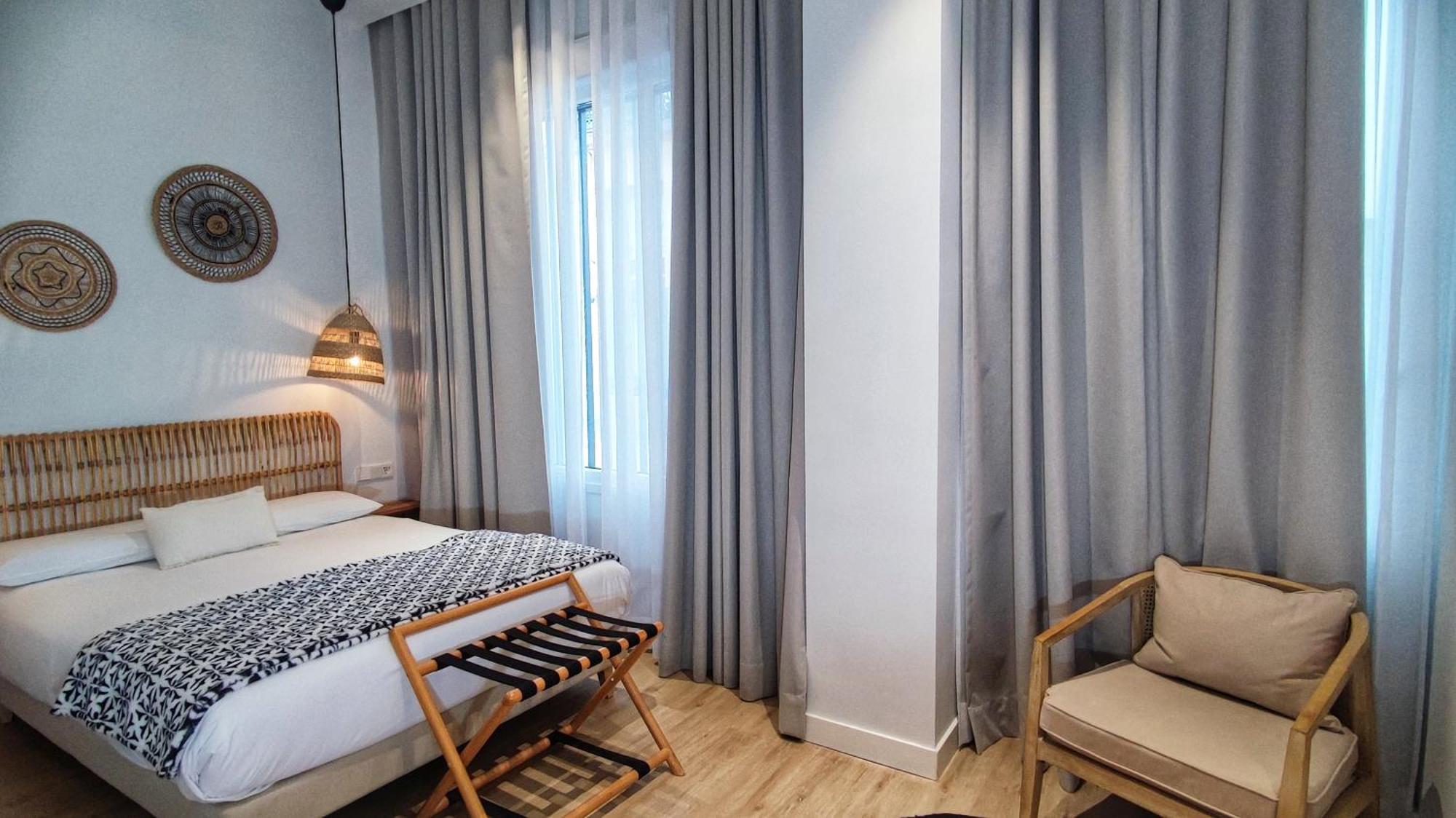 Casa Du Soleil Hostal Boutique Мадрид Стая снимка