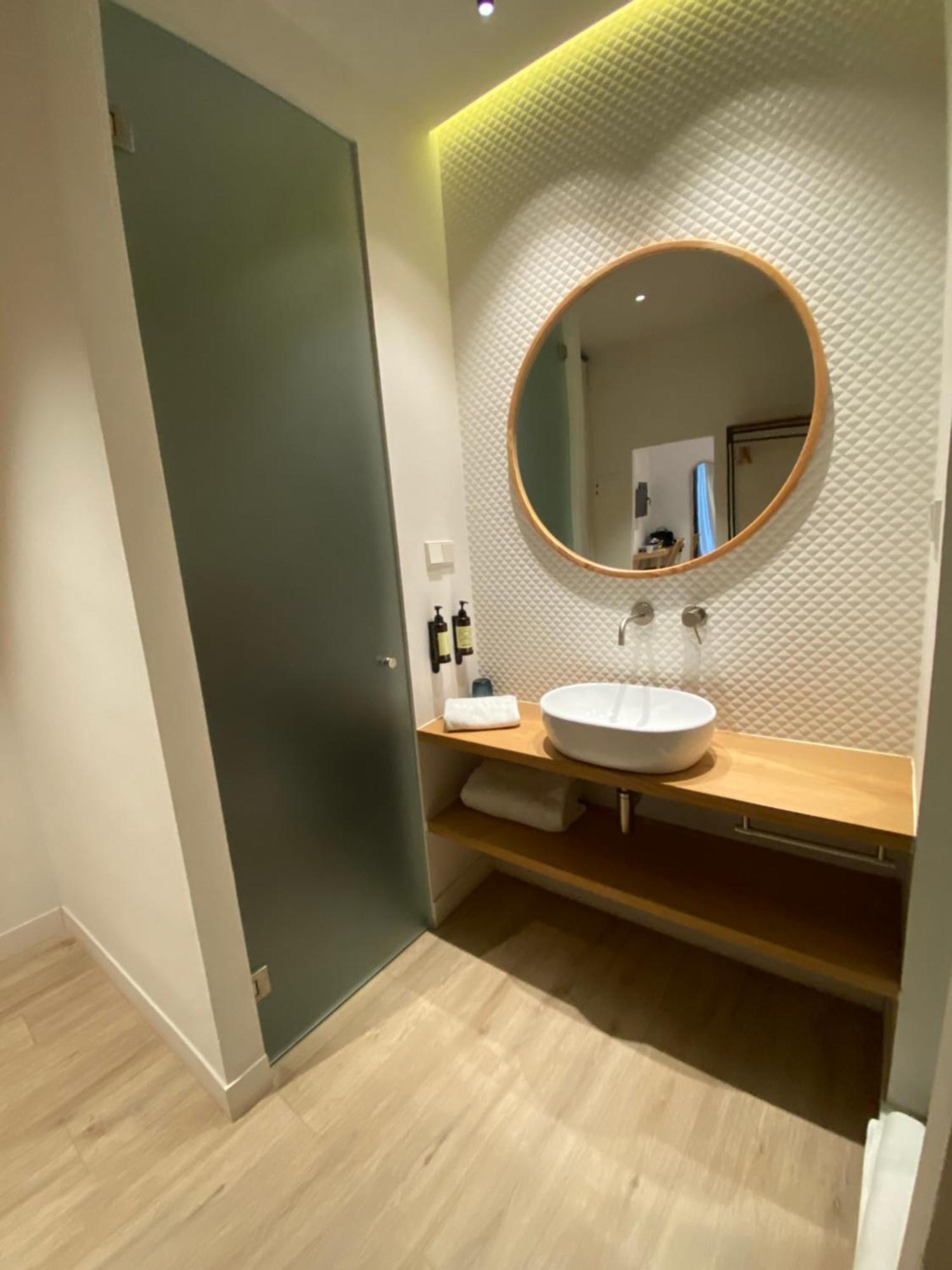 Casa Du Soleil Hostal Boutique Мадрид Стая снимка